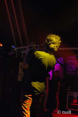 acampada f (138)