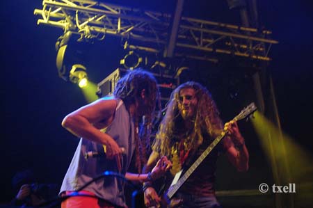 acampada f (82)